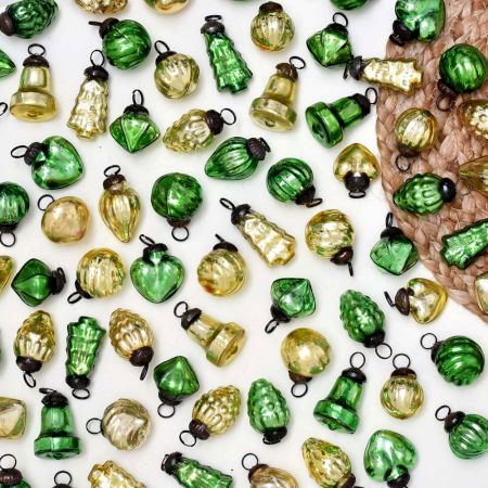 25 Pieces Green and Golden Coloured Christmas Ornament